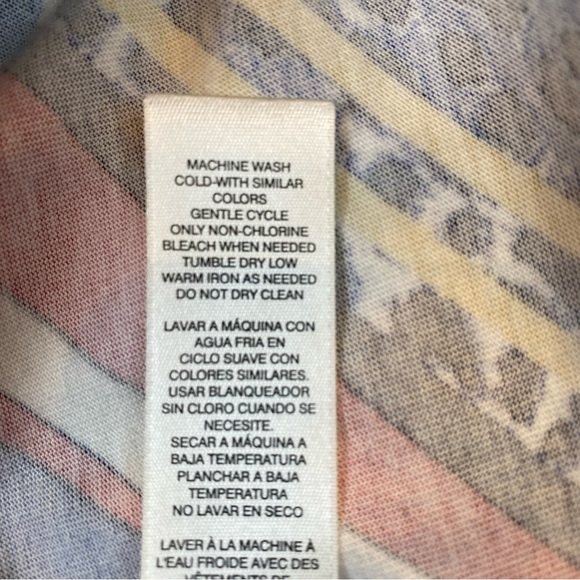 Chico’s Weekends Zip Up Jacket Size 1 (8 or M) 3/4 Sleeves Animal Print Chains - Picture 12 of 14